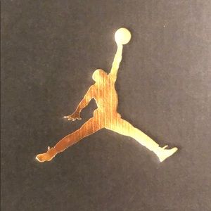 Meet your Posher, Max